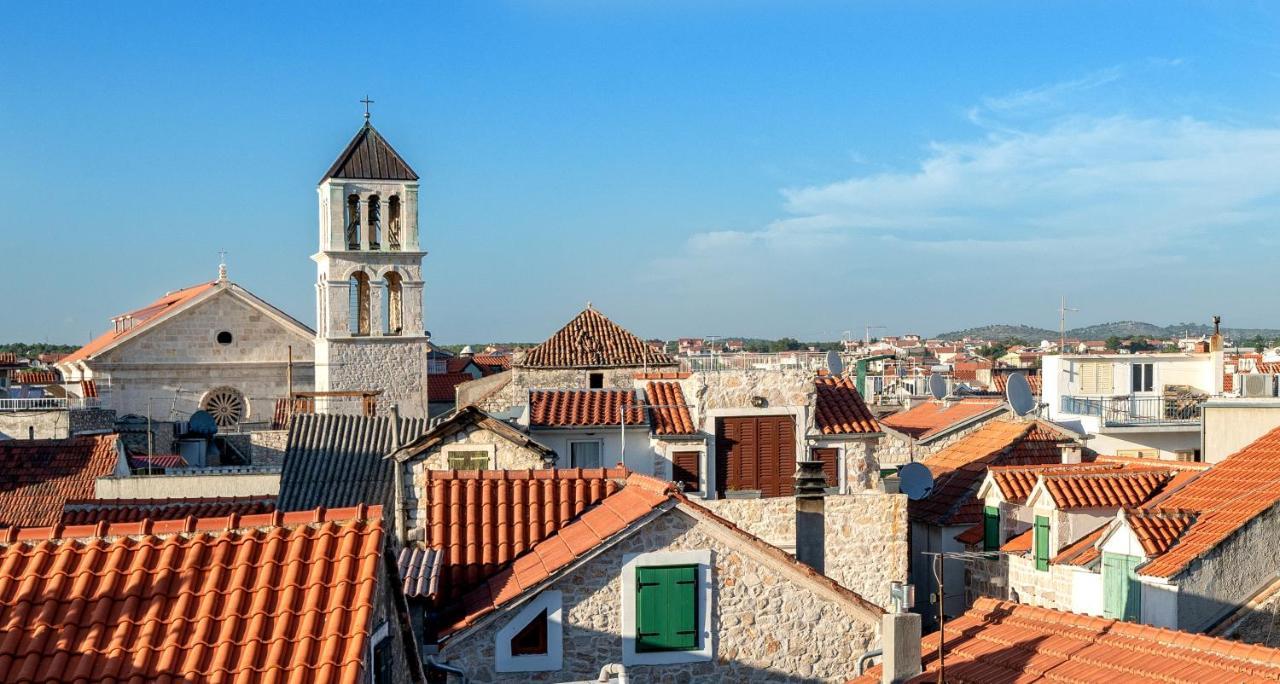 Heritage Residence In Center With Pool- Apartments Vodice Exteriör bild